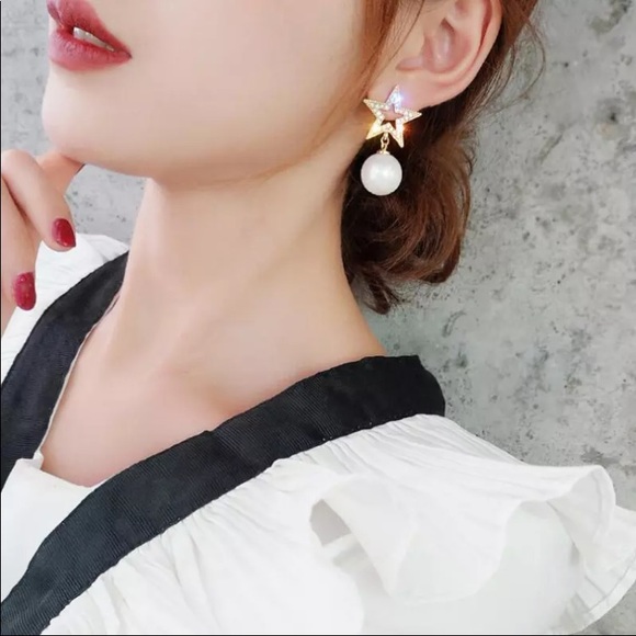 *LUXURY* PEARL STUD STAR DROP EARRINGS - Picture 2 of 3